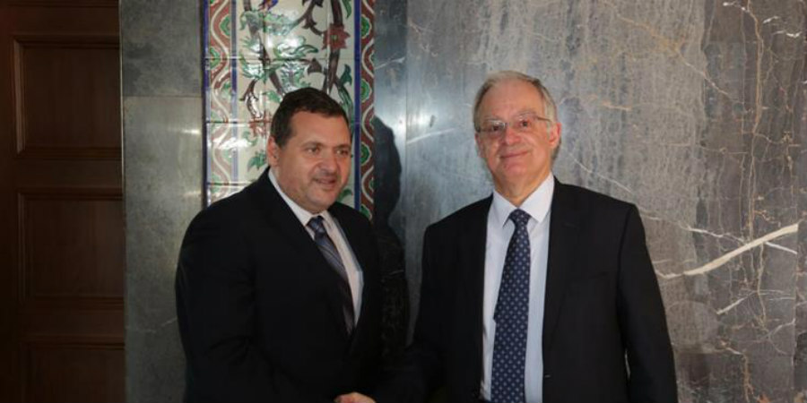 Συνάντηση του Προέδρου της ελληνικής Βουλής με τον Πρέσβη της Κύπρου στην Ελλάδα